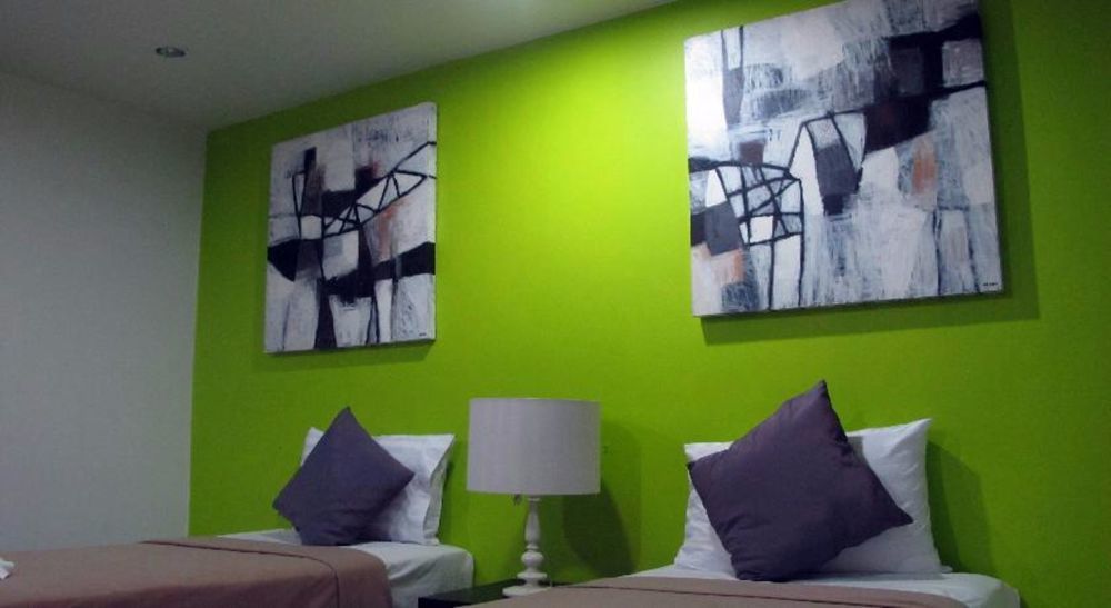 Cool Sea House Hotell Patong Exteriör bild