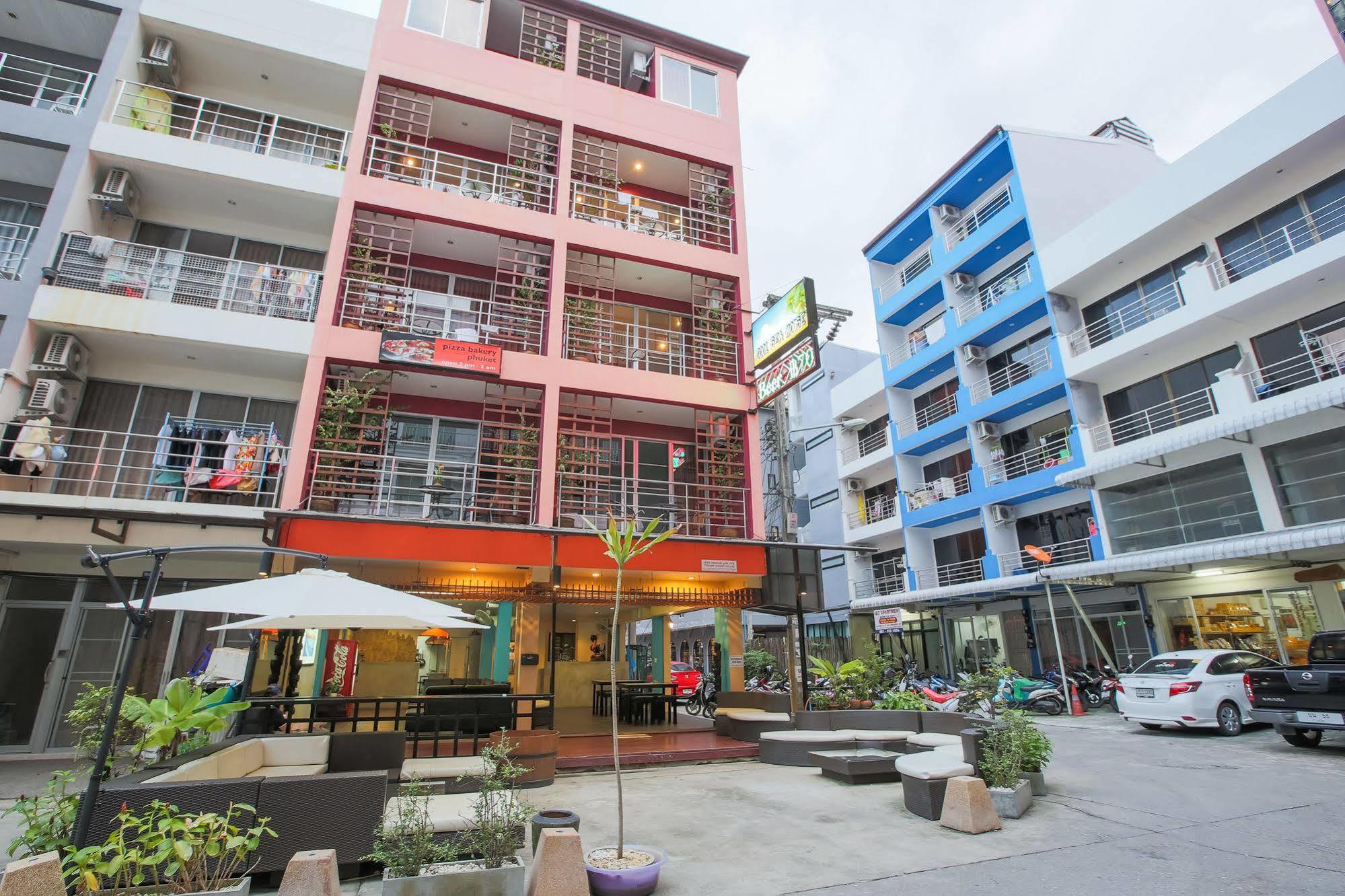 Cool Sea House Hotell Patong Exteriör bild