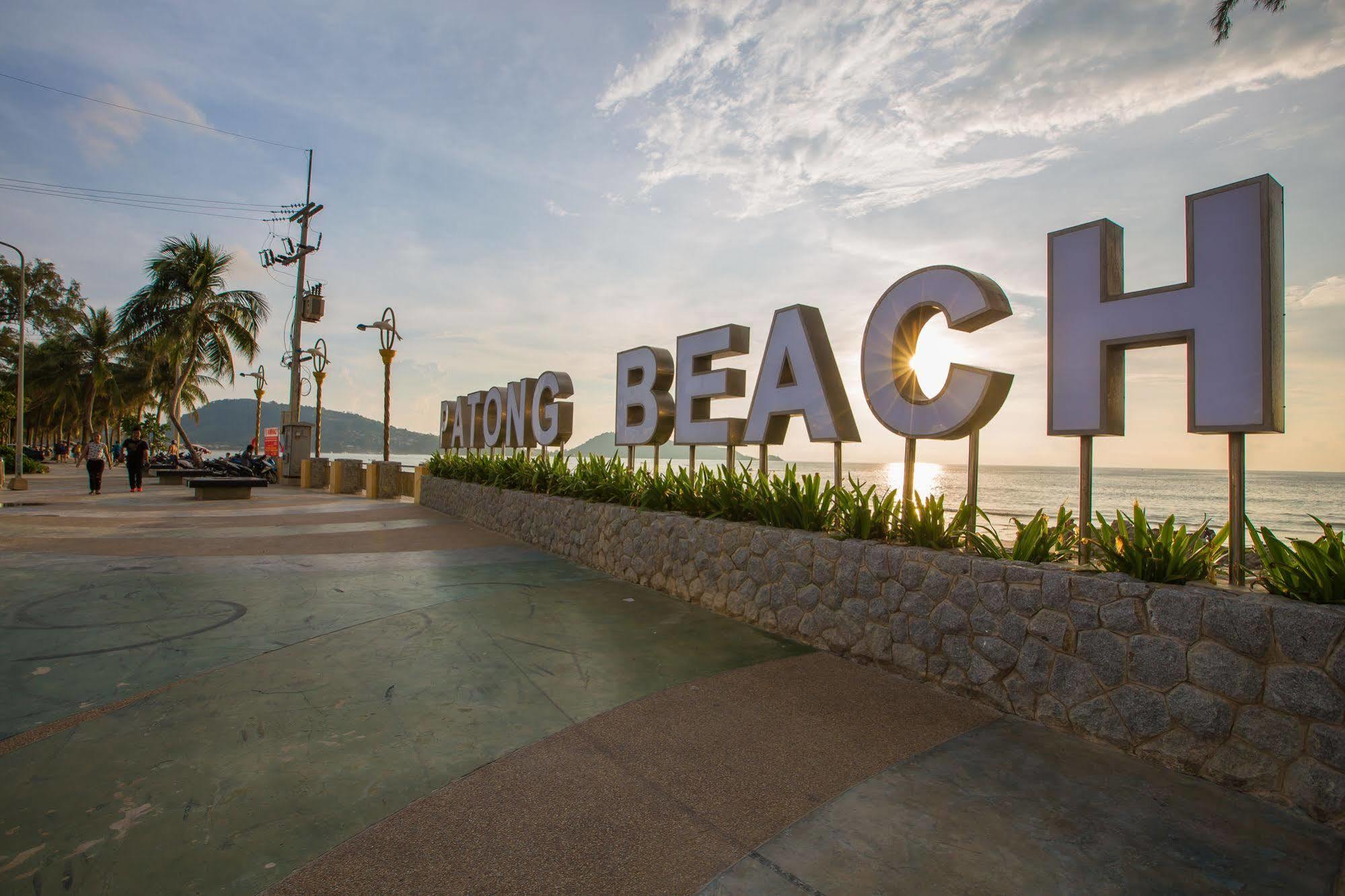 Cool Sea House Hotell Patong Exteriör bild