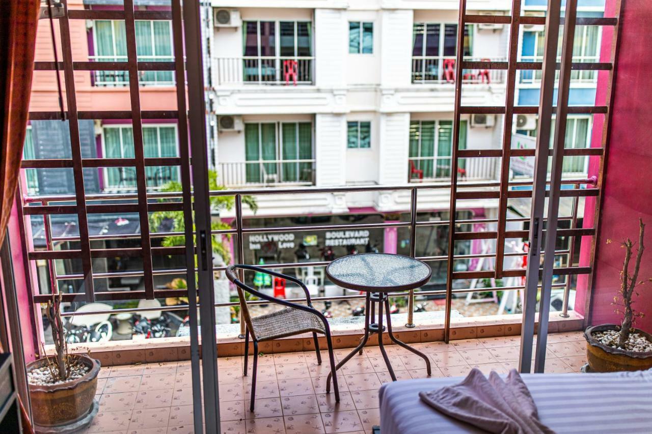 Cool Sea House Hotell Patong Exteriör bild